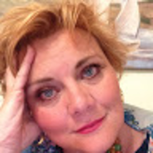 Meet your Posher, Louisa - Picture 1 of 1